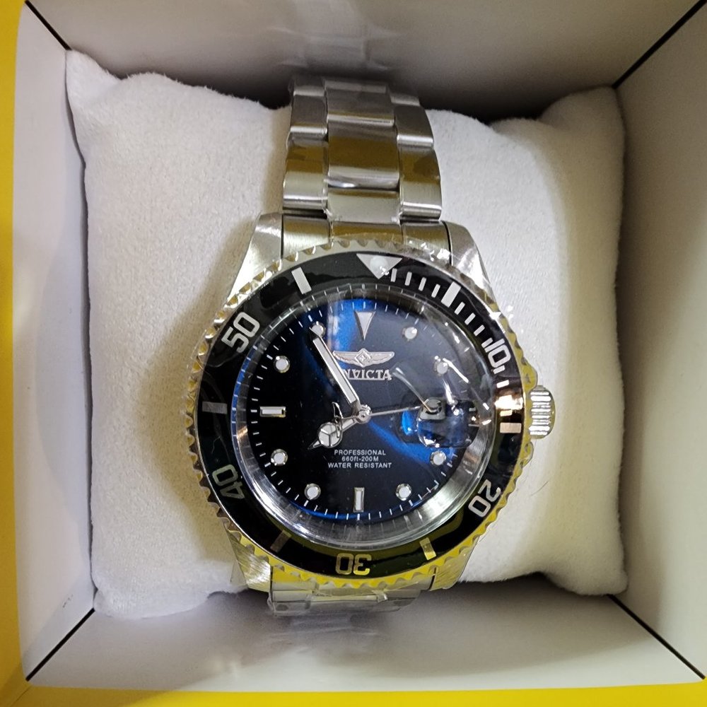 Weekend Sale!! Mens Invicta Watch